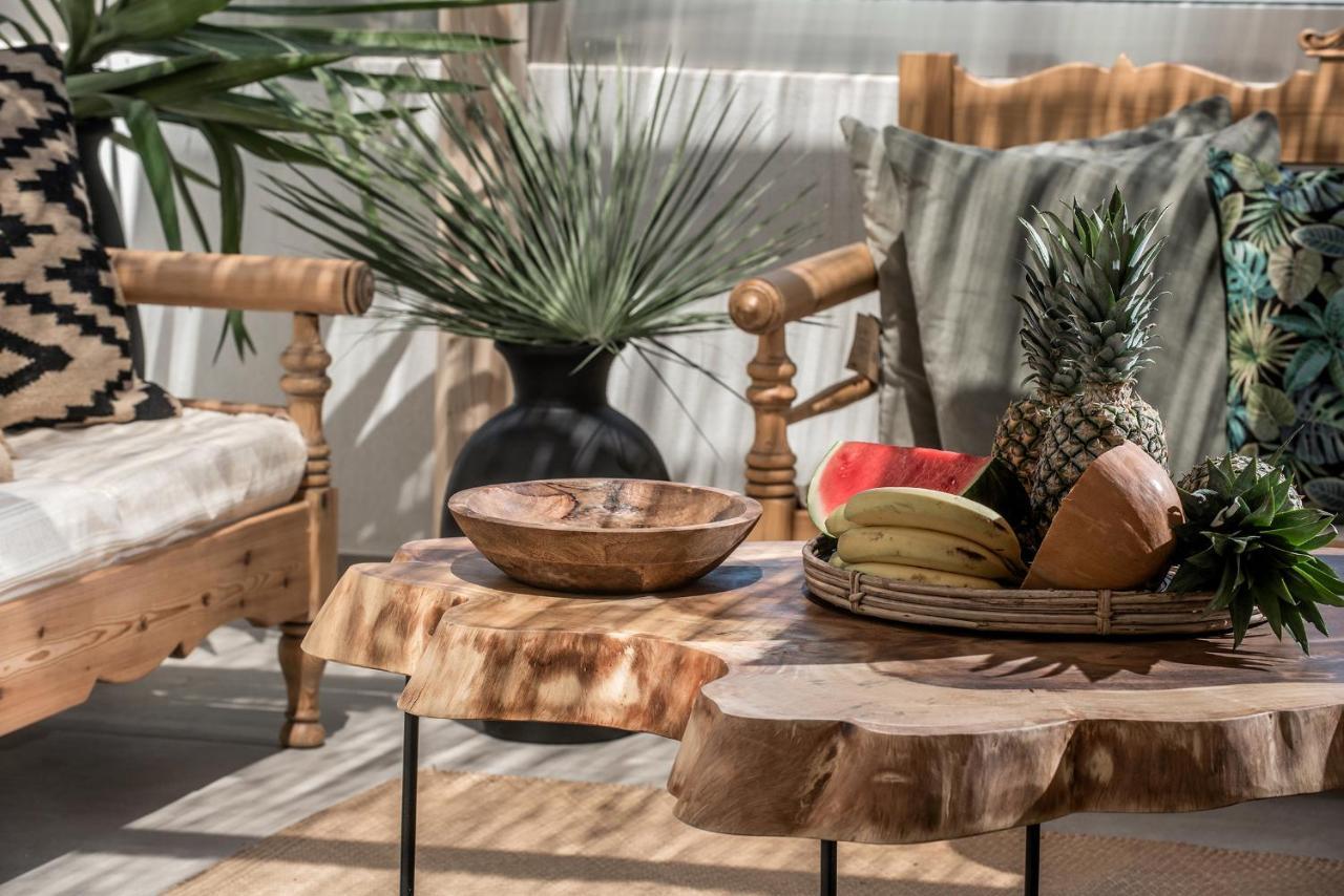 Khroma Luxury Suite 2 Beach Front Apartment Χερσόνησος Εξωτερικό φωτογραφία
