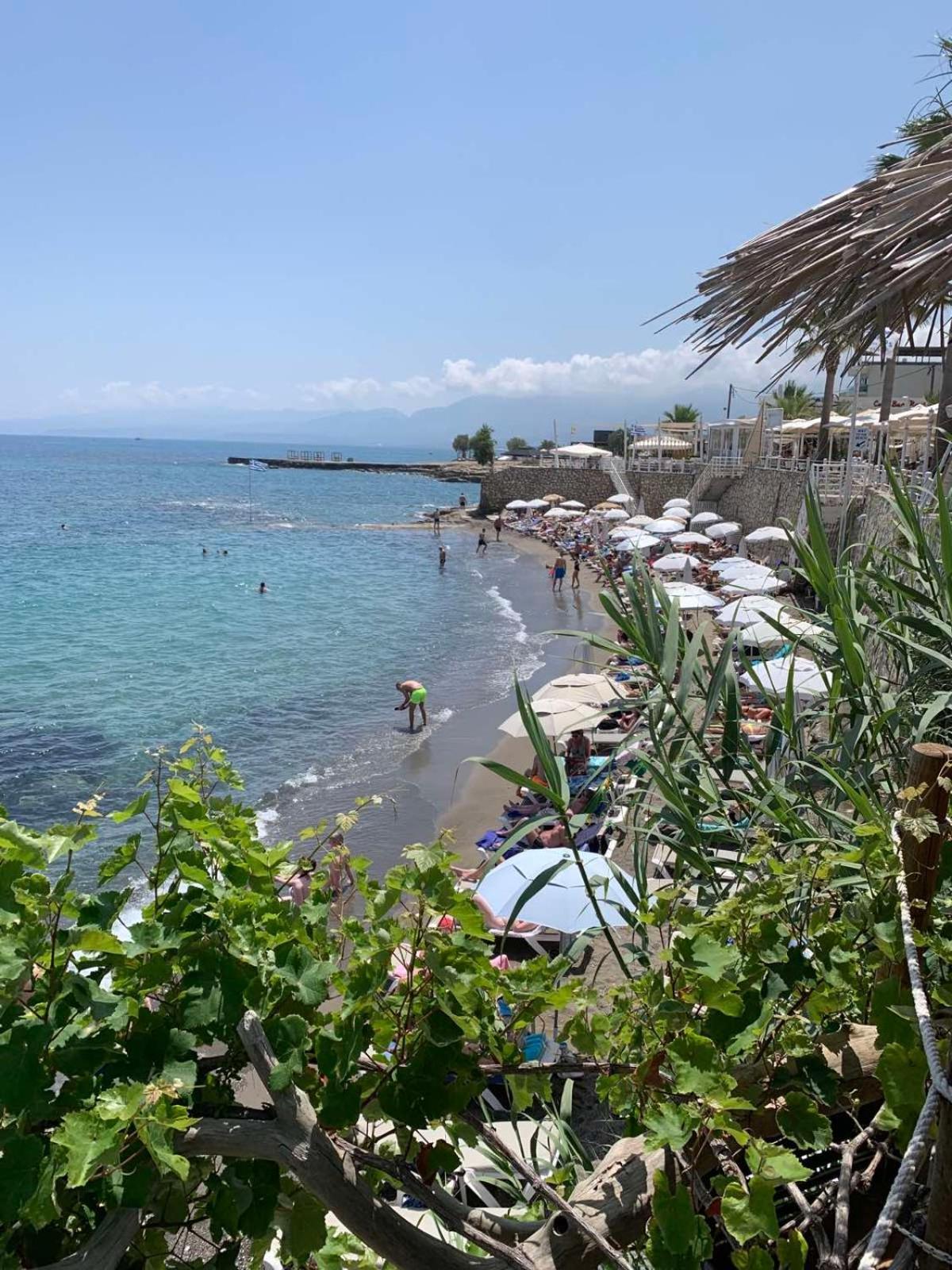 Khroma Luxury Suite 2 Beach Front Apartment Χερσόνησος Εξωτερικό φωτογραφία